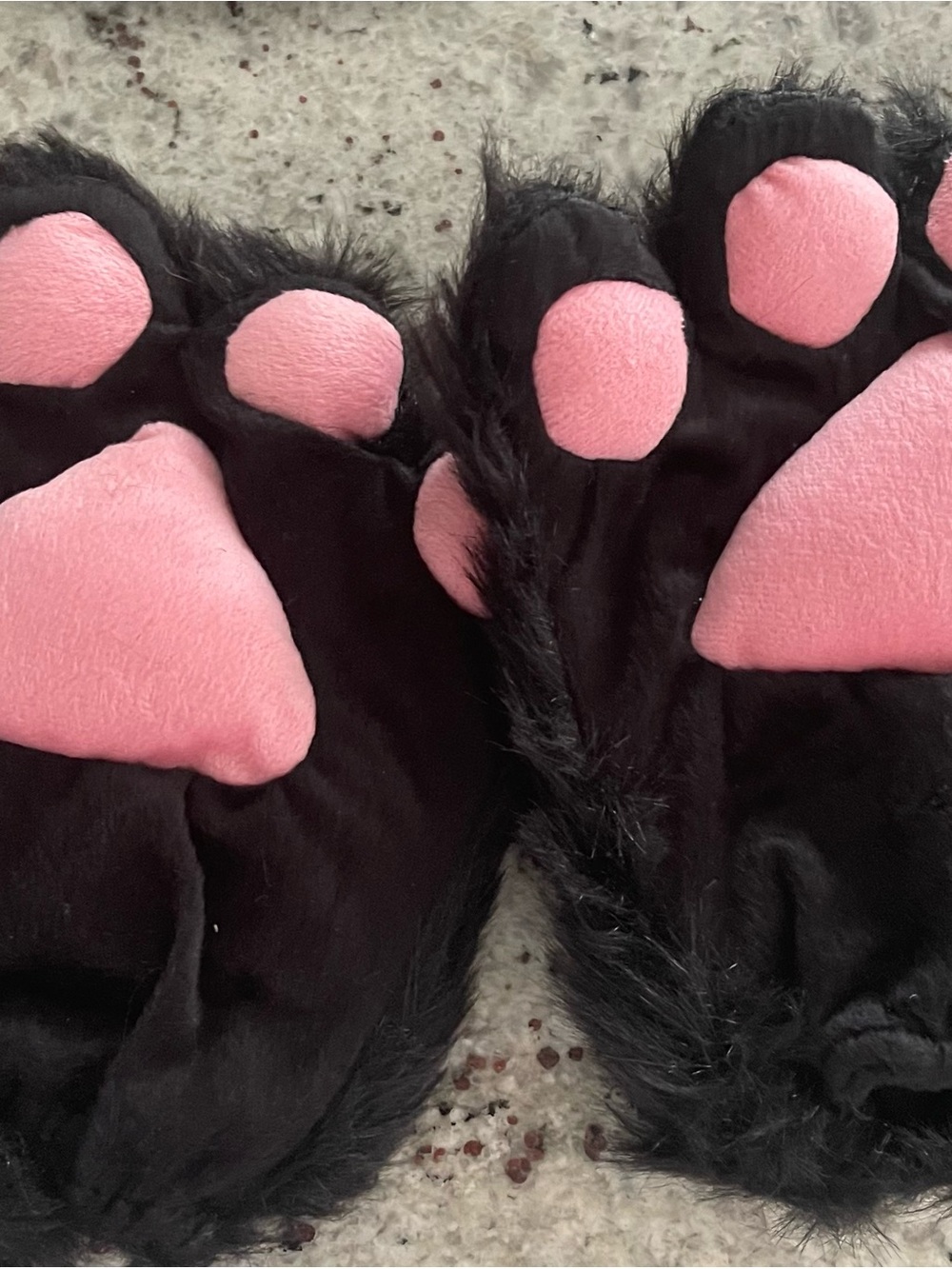 Black & Pink Plush Cat Paw mitten’s Halloween accessories new not worn